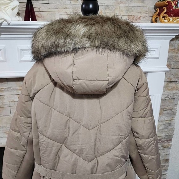 Michael Kors tan Taupe long puffer coat faux fur trim plus size 3X NEW!!! - Picture 3 of 14